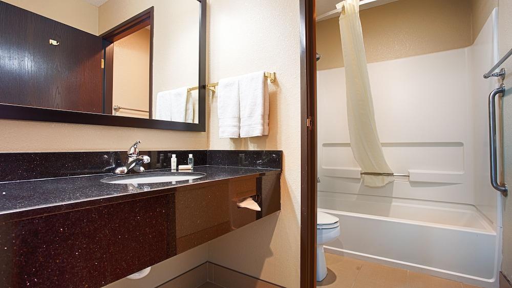 Hotel Western Old Mill 3*