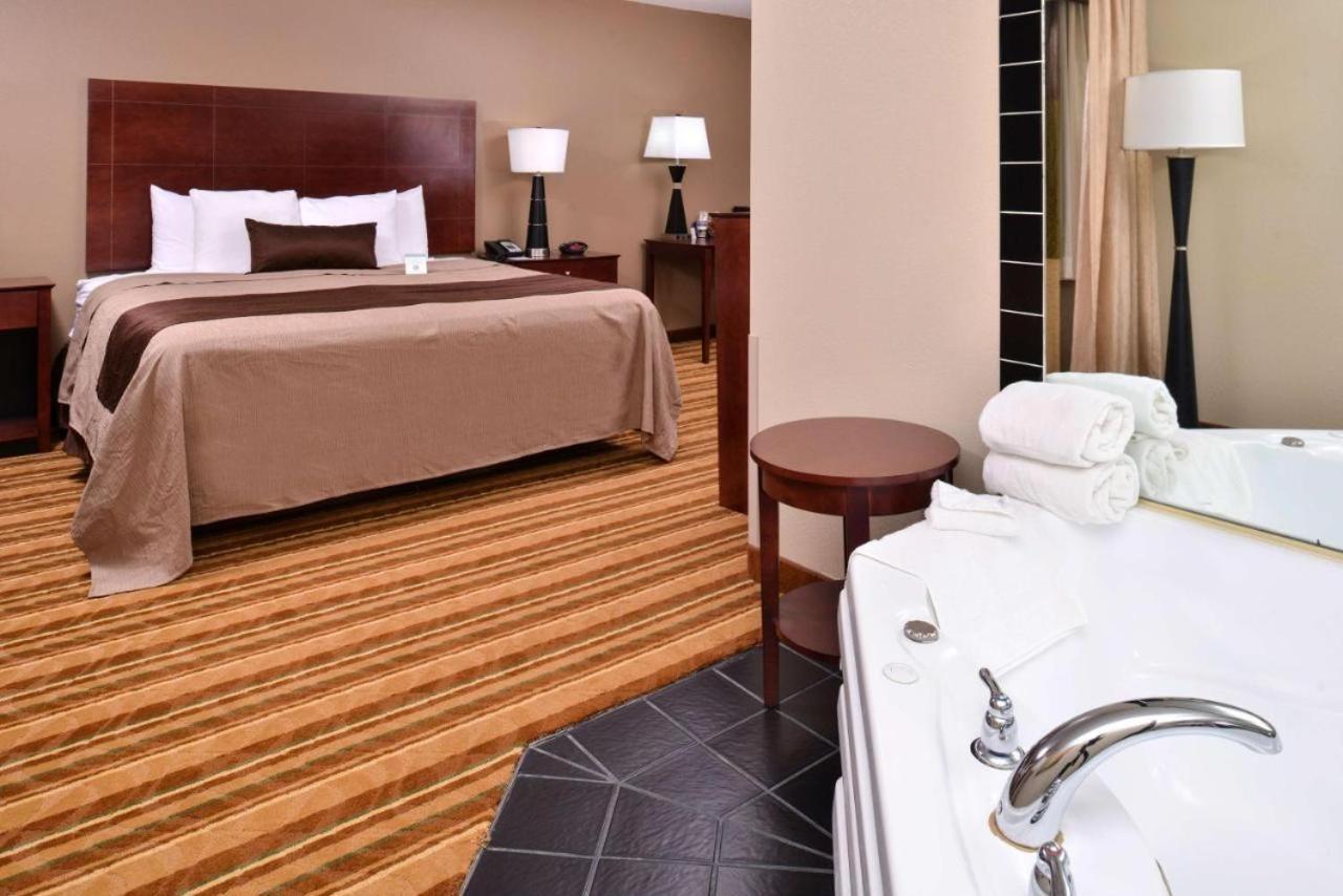 Hotel Western Old Mill Omaha